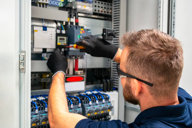 Best Licensed Electrician  in Hilton, NY